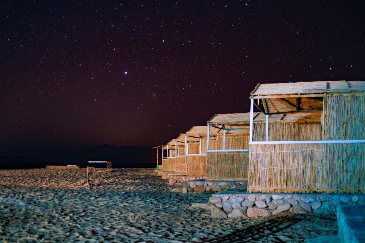 Spicy Beach Camp Nuweiba‘ el Muzeinah Exterior foto