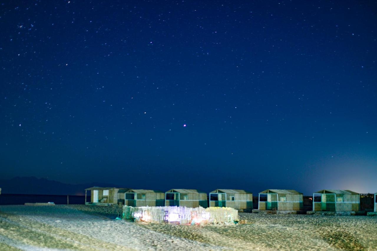 Spicy Beach Camp Nuweiba‘ el Muzeinah Exterior foto